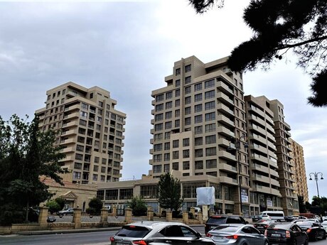 3-комн. новостройка - м. Ази Асланов - 97.3 м²