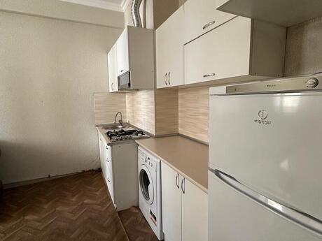 2 otaqlı yeni tikili - İnşaatçılar m. - 50 m²