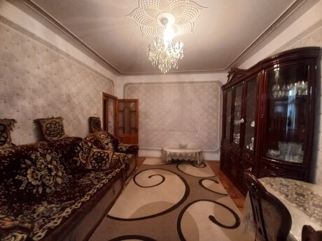 3 otaqlı köhnə tikili - Sumqayıt - 70 m²