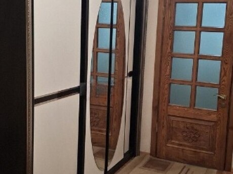 2 otaqlı köhnə tikili - Azadlıq Prospekti m. - 65 m²