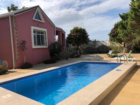 4 otaqlı həyət evi/bağ evi - Mərdəkan q. - 121 m²