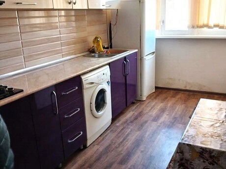 3-комн. вторичка - м. Халглар Достлугу - 72 м²