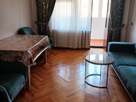 3-комн. вторичка - м. Халглар Достлугу - 72 м²