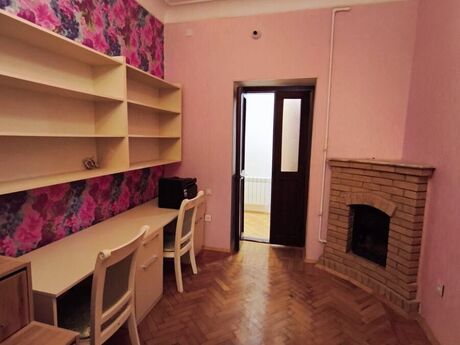 3 otaqlı köhnə tikili - Sahil m. - 100 m²