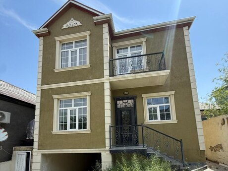 4 otaqlı həyət evi/bağ evi - Masazır q. - 140 m²