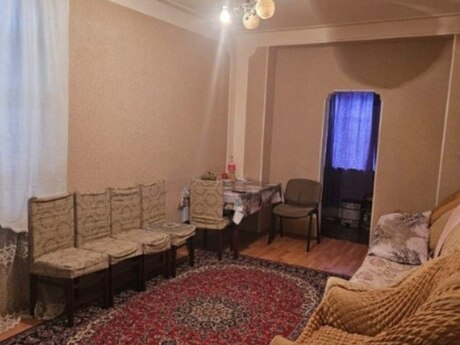2 otaqlı köhnə tikili - Neftçilər m. - 30 m²