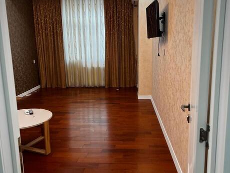 Kirayə 3 otaqlı mənzil, 100 m², Elmlər Akademiyası: 1 100 ₼/ay 5