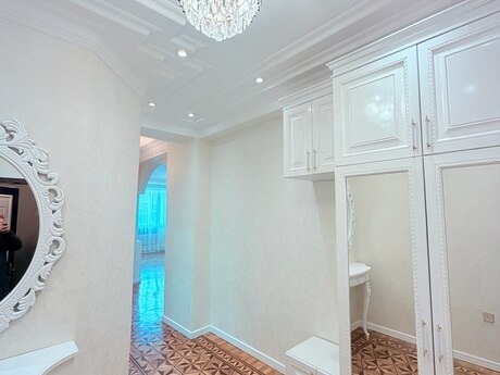 3 otaqlı yeni tikili - Elmlər Akademiyası m. - 83 m²