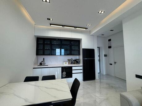 2-комн. новостройка - м. Нариман Нариманов - 60 м²