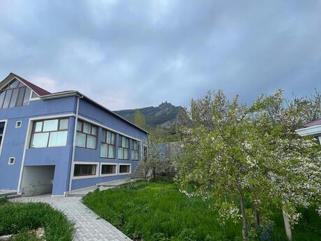 5 otaqlı həyət evi/bağ evi - Siyəzən - 325 m²