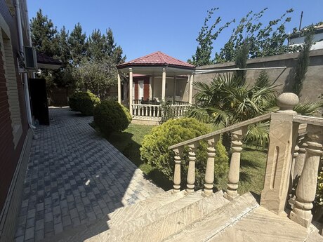 8-комн. дом/дача - пос. Новханы - 300 м²