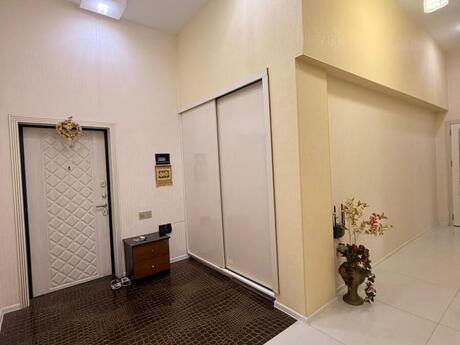 2-комн. новостройка - м. Ахмедлы - 80 м²