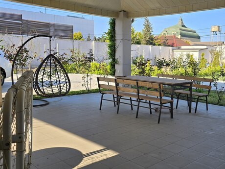 4 otaqlı həyət evi/bağ evi - Şüvəlan q. - 120 m²