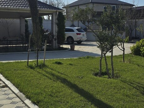4 otaqlı həyət evi/bağ evi - Şüvəlan q. - 120 m²