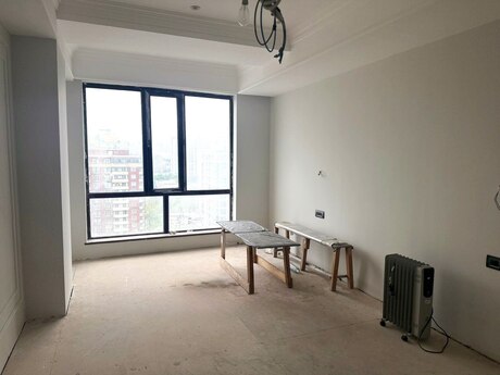 3-комн. новостройка - м. 28 мая - 115 м²