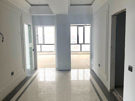 3-комн. новостройка - м. 28 мая - 115 м²