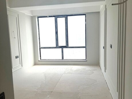 3-комн. новостройка - м. 28 мая - 115 м²