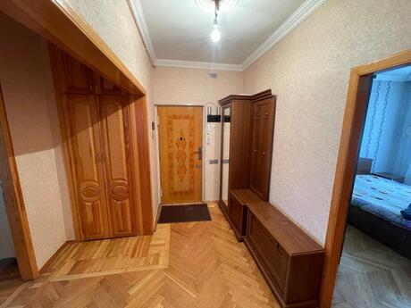 3 otaqlı köhnə tikili - Qara Qarayev m. - 80 m²