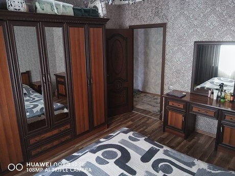 3 otaqlı köhnə tikili - Yeni Günəşli q. - 65 m²