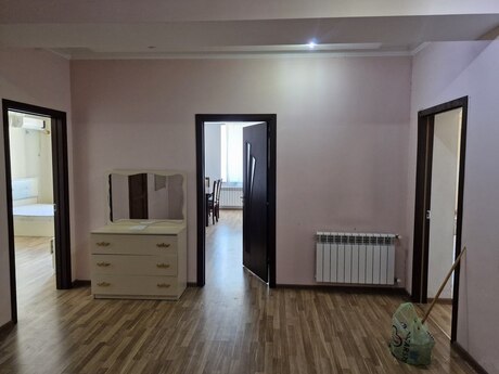 2-комн. новостройка - м. Кара Караев - 98 м²