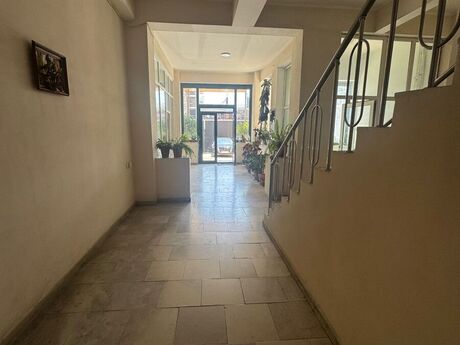 4-комн. новостройка - м. Гянджлик - 230 м²