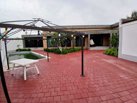 4 otaqlı həyət evi/bağ evi - Mərdəkan q. - 200 m²