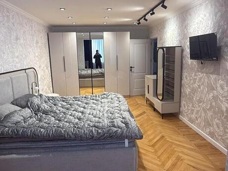 3 otaqlı köhnə tikili - Sahil m. - 90 m²