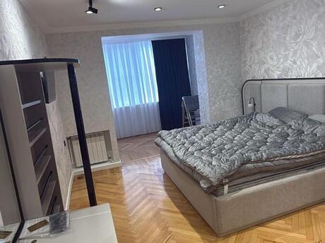 3 otaqlı köhnə tikili - Sahil m. - 90 m²