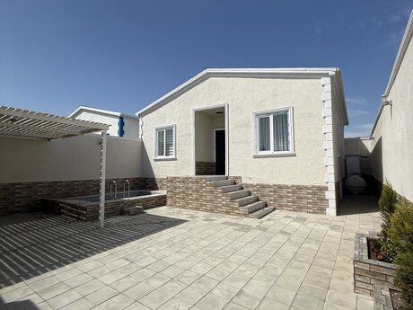 3 otaqlı həyət evi/bağ evi - Novxanı q. - 60 m²