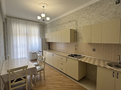 2 otaqlı yeni tikili - Bayıl q. - 85 m²