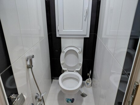2 otaqlı köhnə tikili - 7-ci mikrorayon q. - 38 m²