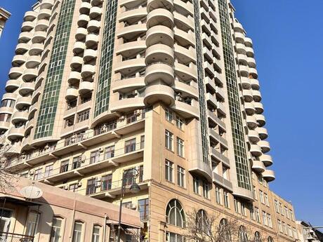 5 otaqlı yeni tikili - 28 May m. - 265 m²