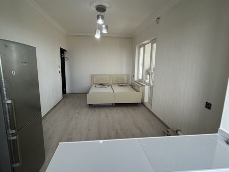 2 otaqlı köhnə tikili - Əhmədli q. - 41 m²