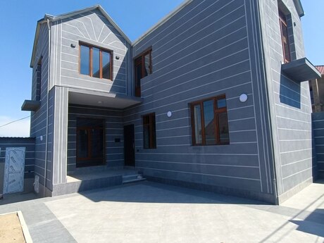 4 otaqlı həyət evi/bağ evi - Saray q. - 125 m²