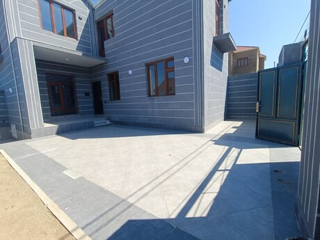 4 otaqlı həyət evi/bağ evi - Saray q. - 125 m²