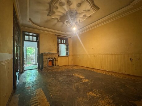 5-комн. вторичка - м. Нариман Нариманов - 135 м²