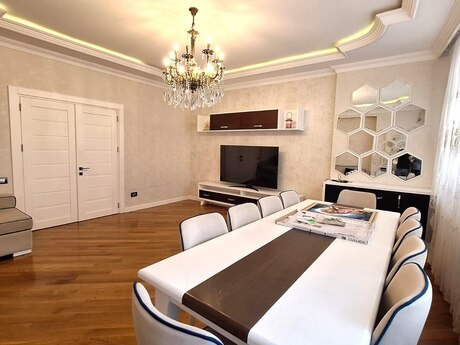 4-комн. новостройка - м. Шах Исмаил Хатаи - 155 м²