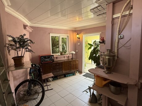 4 otaqlı həyət evi/bağ evi - Nəriman Nərimanov m. - 110 m²