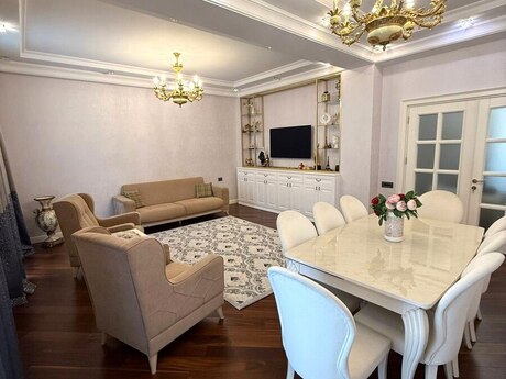 3 otaqlı yeni tikili - Xətai r. - 138 m²
