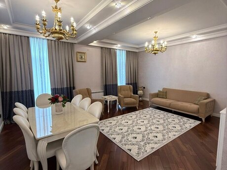 3 otaqlı yeni tikili - Xətai r. - 138 m²