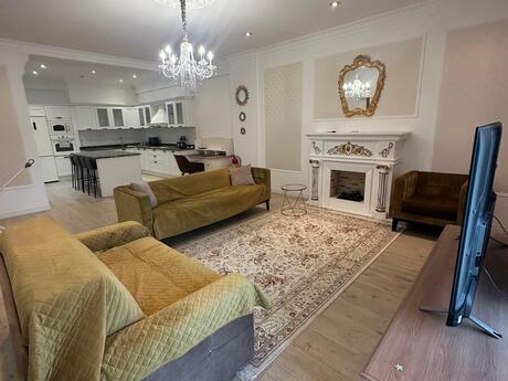 2-комн. новостройка - м. Низами - 85 м²