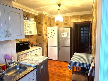 2 otaqlı köhnə tikili - Əhmədli m. - 55 m²