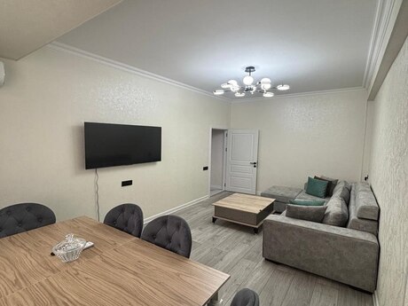 2-комн. новостройка - Хатаинский р. - 73 м²