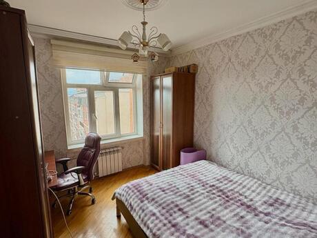 5-комн. вторичка - м. Ахмедлы - 110 м²