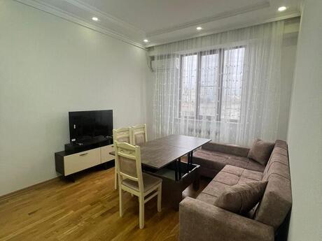2-комн. новостройка - м. Кара Караев - 55 м²