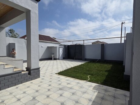 4 otaqlı həyət evi/bağ evi - Hövsan q. - 120 m²