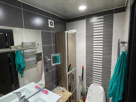 3-комн. вторичка - м. Низами - 90 м²