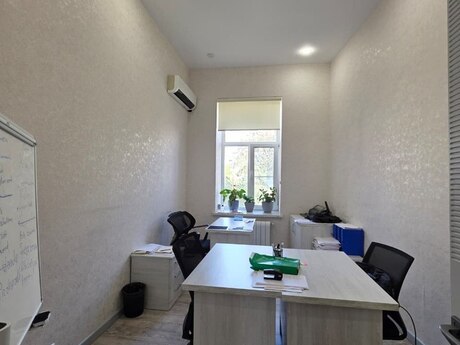 3 otaqlı ofis - İçəri Şəhər m. - 100 m²