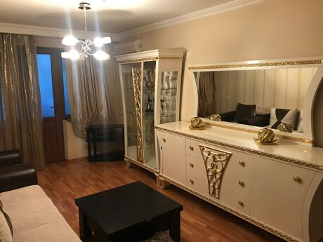 3-комн. вторичка - м. Халглар Достлугу - 59 м²