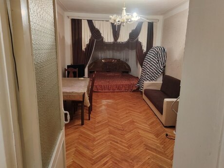 2-комн. вторичка - м. Шах Исмаил Хатаи - 75 м²